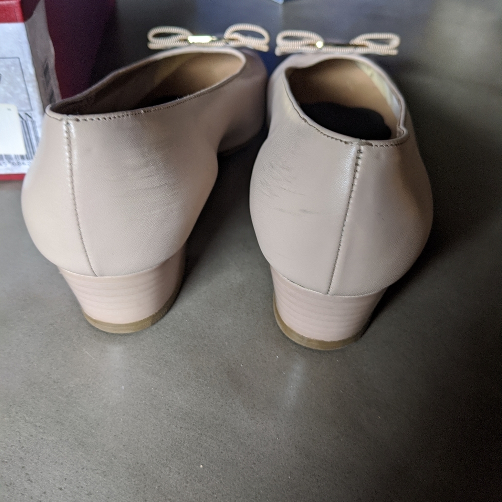 Salvatore Ferragamo Vara Leather Kitten Heel - Picture 8 of 8